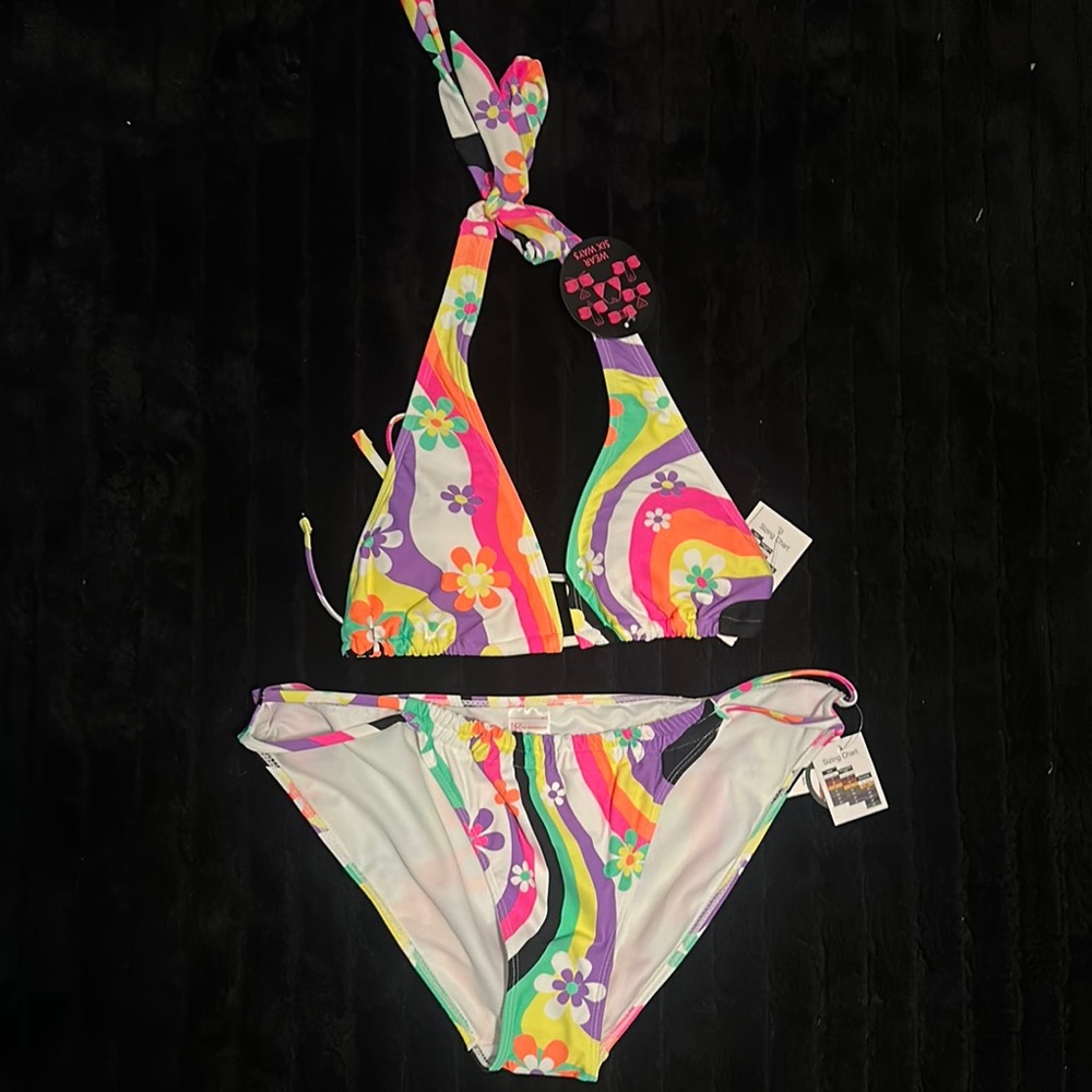 Colorful Women's Swim Set